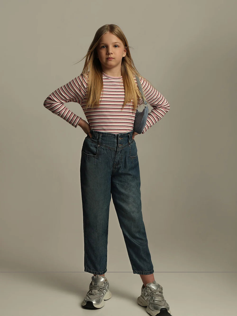 GIRL DARK WASH MOM FIT JEANS